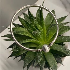 Pandora silver bangle